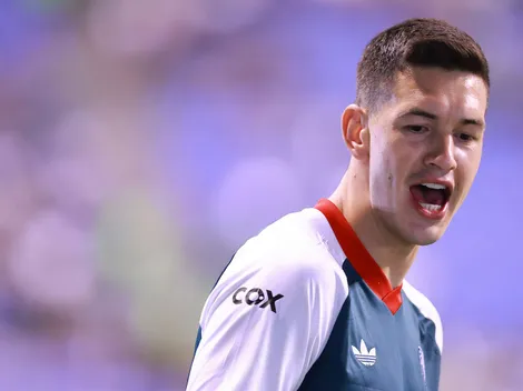 Palo del Lokomotiv a Montes que lo acerca más a Cruz Azul