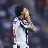 Así fue la infantil expulsión de Salcedo en el Rayados vs. Atlas