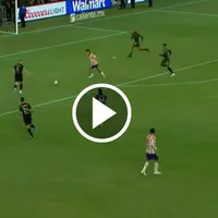 Una joya del Piojo Alvarado en el debut de Chivas en Leagues Cup