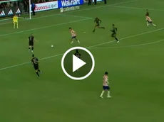 Una joya del Piojo Alvarado en el debut de Chivas en Leagues Cup