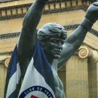 Cruz Azul se expuso a la "maldición" de la estatua de Rocky Balboa