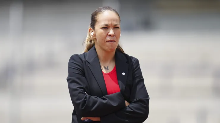 Cruz Azul femenil hizo oficial la jornada de este martes el despido de Israel Del Real como entrenador el equipo. Guadalupe Worbis tomará su lugar.
