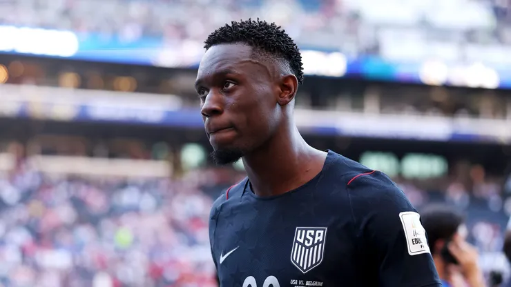 Erik Lira ya tendría su lugar en el medio del campo del AS Mónaco después de que el club francés medite dar de baja a Paul Pogba.