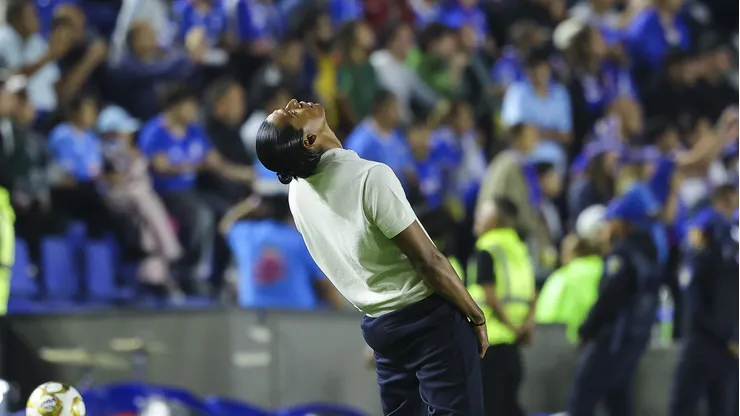 Joel Huiqui vivió su primer fracaso como DT de Cruz Azul en la Leagues Cup 2026.