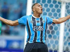 Cruz Azul y América se pelean el fichaje de Carlos Vinícius en Brasil