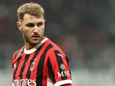El Milan desespera a Giménez: una decisión lo cambia todo