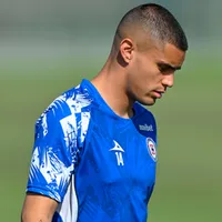Calero: de jugar en Expansión, a jugar con Cruz Azul y manejar una Mercedes