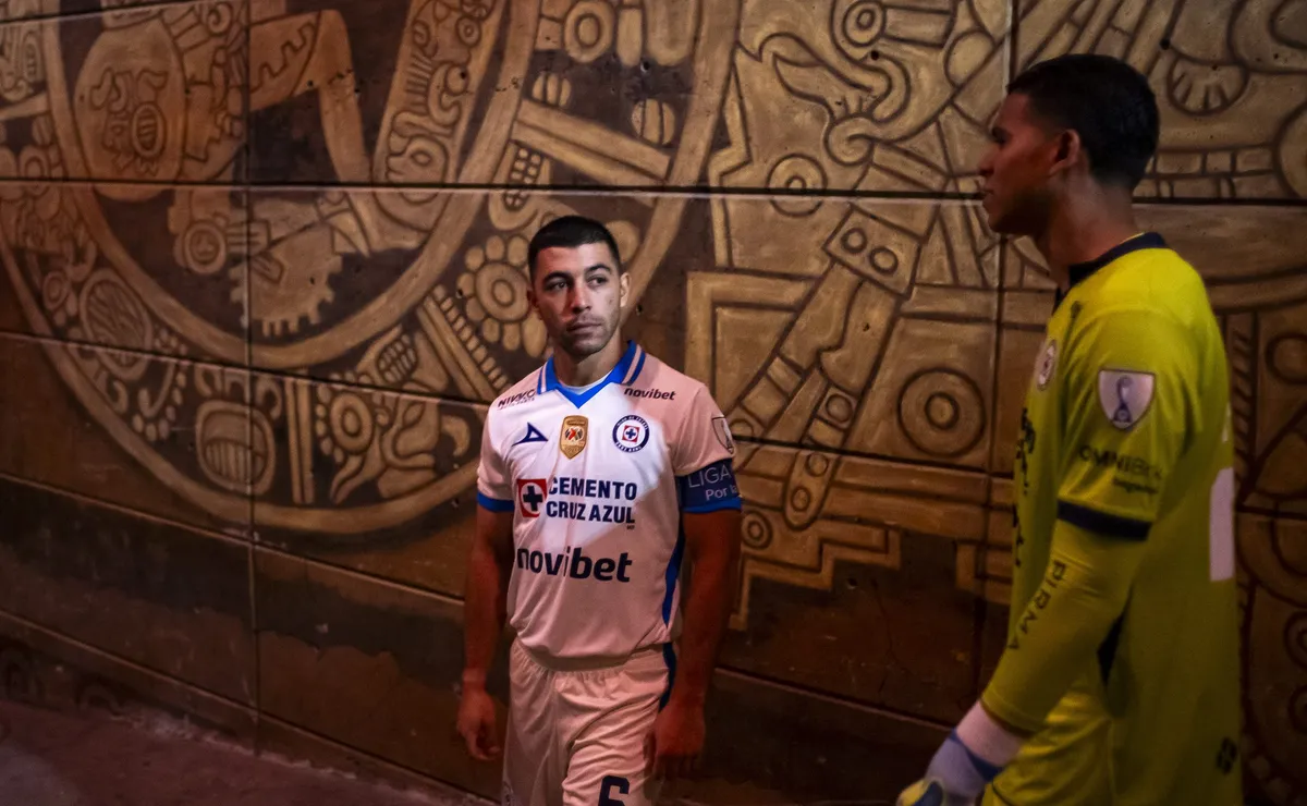 Cruz Azul ya tomó una decisión si Erik Lira se va: ¿busca un fichaje?
