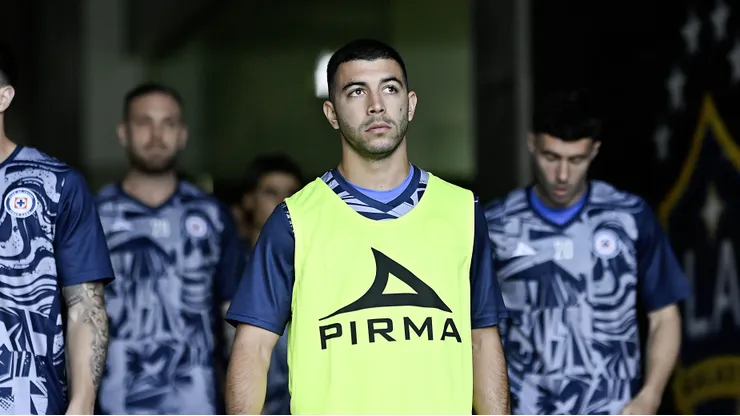 Erik Lira se quedó en La Noria y no jugará ante Atlas.