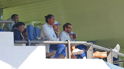 Carlos Hermosillo arremetió contra el directivo de Cruz Azul y todos los asesores uruguayos que tendría Joel Huiqui.