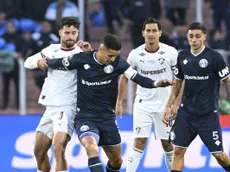 Así juega Álex Arce, el goleador mundialista que sonó en Cruz Azul