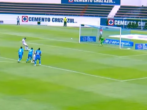 Emmanuel Ochoa se vistió de héroe con Cruz Azul Hidalgo