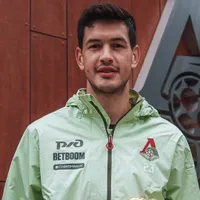 Error y derrota: el duro presente de César Montes en Rusia