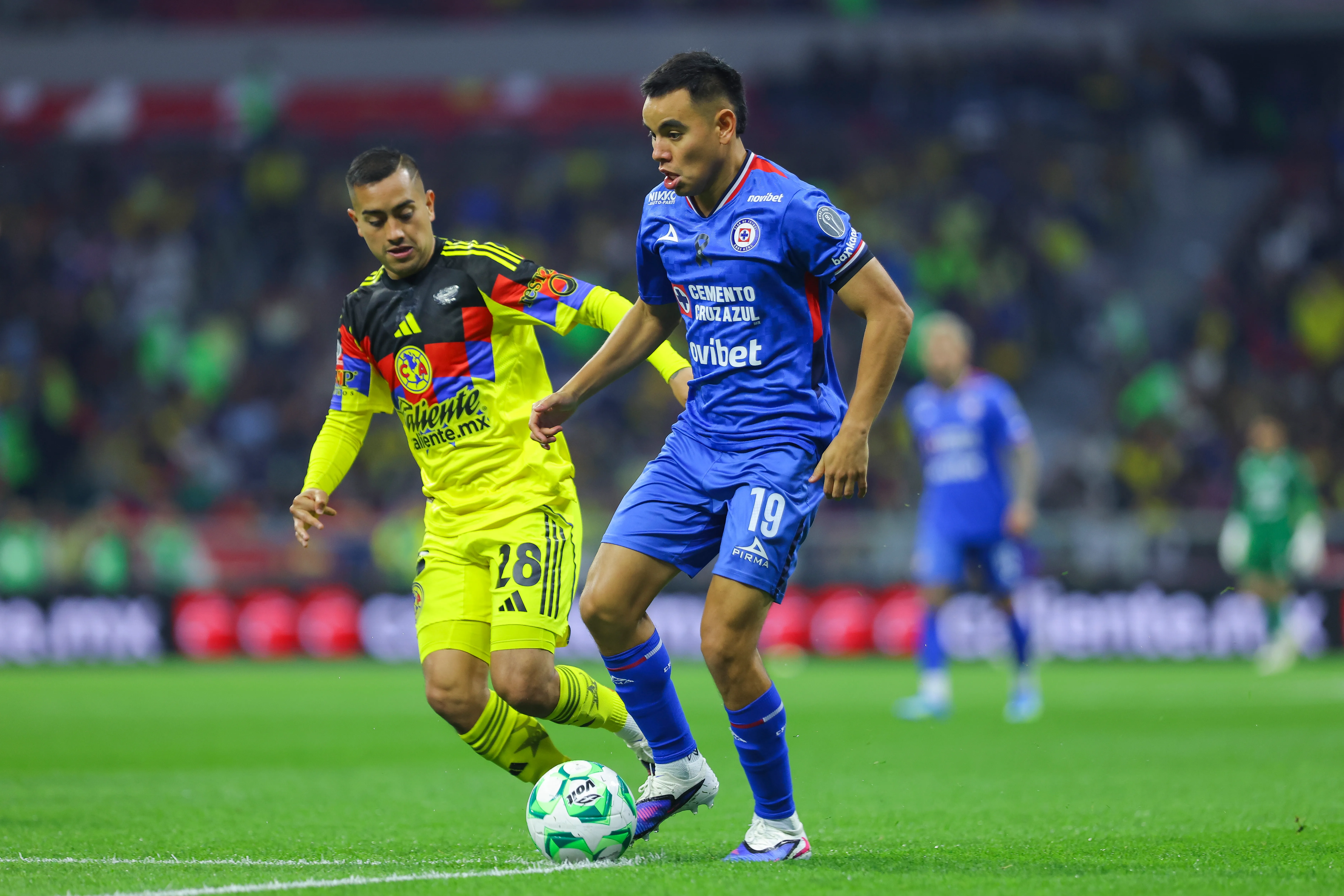 Charly Rodríguez en el último Clásico Joven. (Getty Images)