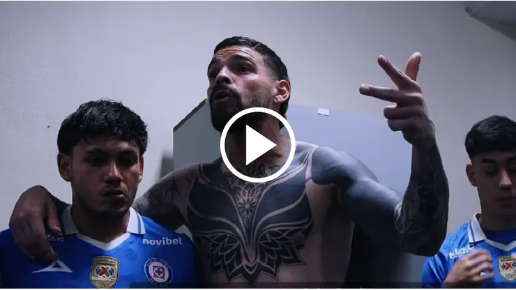 Andrés Gudiño alzó la voz para motivar al vestidor de Cruz Azul.