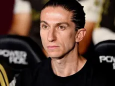 Filipe Luís sobre Erik Lira: "Es un futbolista TOP con nivel de Europa"