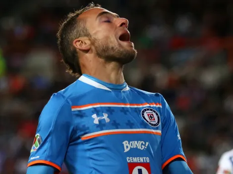 Fracasó en Cruz Azul, se retiró en Segunda y hoy maneja un bar temático