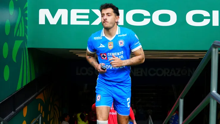 El ex Chivas vio minutos de la mano de Joel Huiqui.