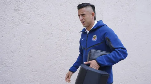 Cruz Azul sigue con un 50% del pase del Piojo Alvarado ante cualquier movimiento que involucre al mediocampista.