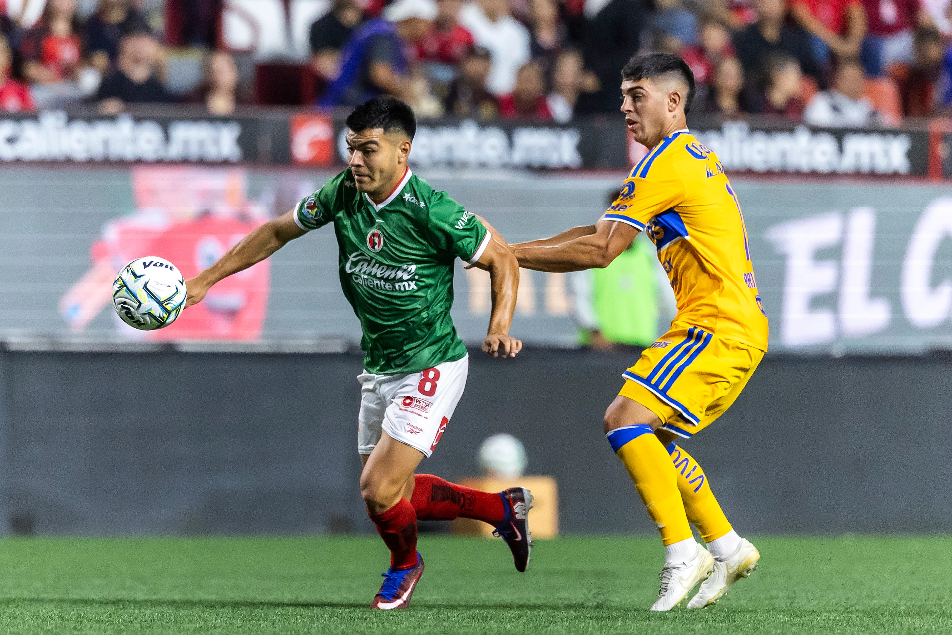 Iván Tona fue vinculado con Cruz Azul, pero terminó fichando por el América. (Getty Images)