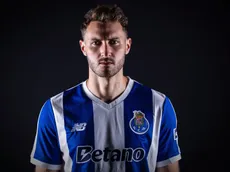 Santi Giménez, al banco: ¿por qué no juega en Porto vs. Manchester City?