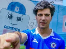 Cruz Azul presenta a Ralph Orquin y la afición se indignó