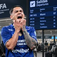 Reportan problemas en el vuelo de Cruz Azul a Miami: "Varados..."