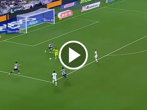 El error de Mier y Jeremy que derivó en gol de Rayados