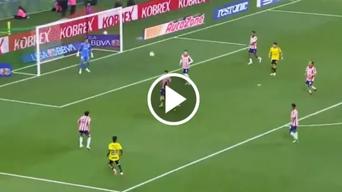 Mientras Borja se marcaba el gol de su vida en pleno Estadio Banorte, Cruz Azul deshojaba la margarita por el mal presente que vive el equipo de cara al arco