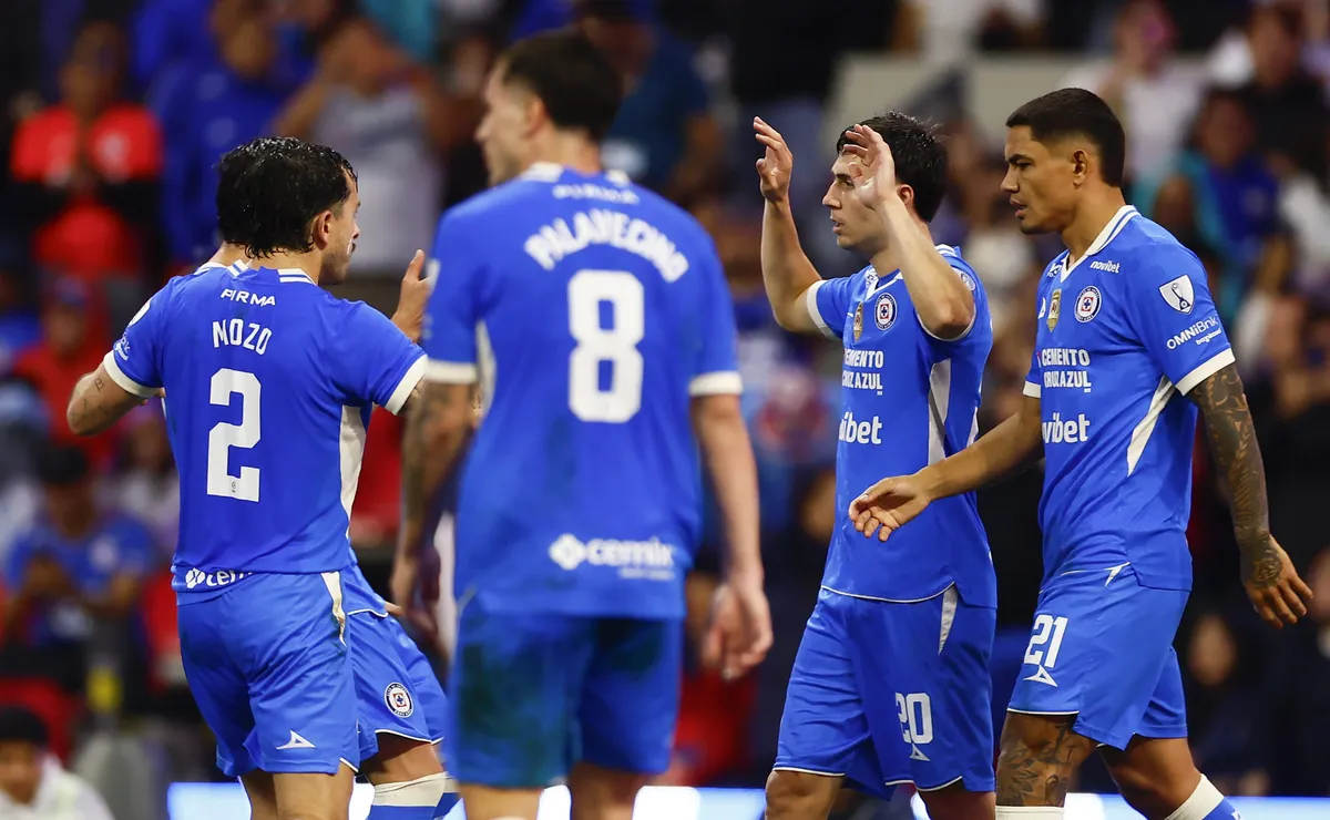 Los resultados de la Jornada 9 no lastimaron tanto a Cruz Azul a pesar de la derrota con Rayados