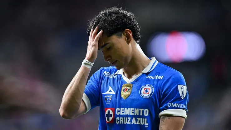 Debido a la falta de efectivos o a su buen rendimiento en esa demarcación, Joel Huiqui utiliza a Jeremy Márquez más como lateral que como mediocampista.