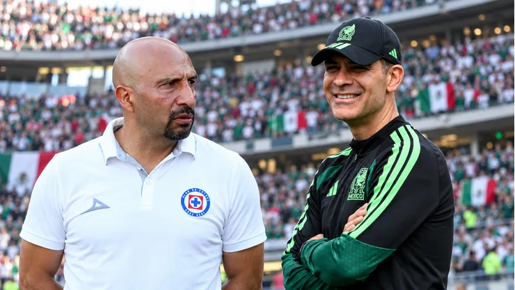 Conejo Pérez respaldó a Rafa Márquez, pero le dejó una advertencia.