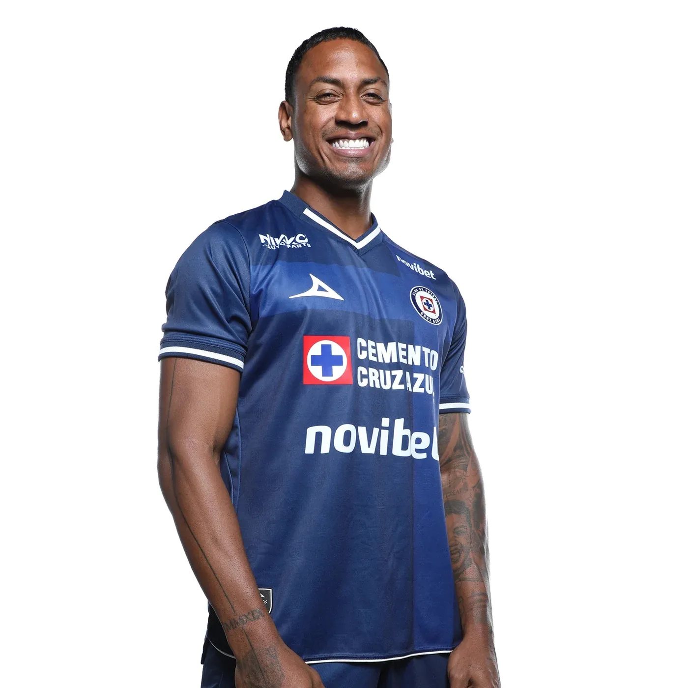 El último jersey alternativo que sacó Pirma para Cruz Azul. (tiendacruzazul.mx)