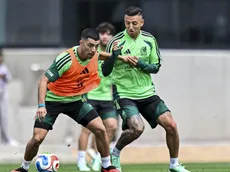 Erik Lira retrató a jugador de Chivas en entrenamiento de México