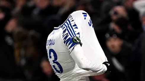 Fue en el mes de octubre del 2025 cuando Rodrigo Huescas cayó lesionado y se confirmaba una rotura de ligamento cruzado.