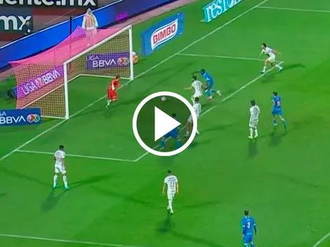 Christian Ebere anotó el tercero de Cruz Azul ante Pumas
