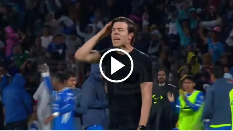 El entrenador de Pumas, elocuente con su reacción tras el gol de Cruz Azul.