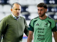 Juan Reynoso predijo el futuro de Santiago Giménez en la Premier League