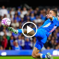 Centro de Palavecino y gol de Montaño para abrir el marcador vs. Juárez
