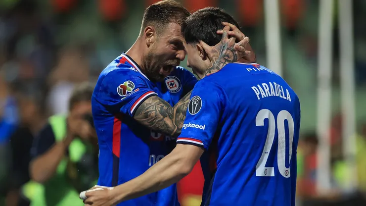 Tanto Cruz Azul como Pachuca dieron a conocer sus alineaciones titulares para el duelo de la jornada 13 del Apertura 2026.