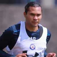 Carlos 'Gullit' Peña se registra en Morena para buscar la alcaldía de León