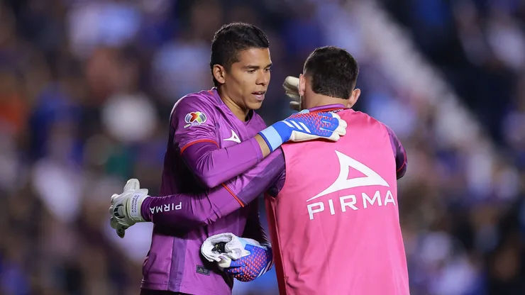 Andrés Gudiño, con menos encuentros y minutos sobre el césped en este torneo, mejora al cafetero en efectividad bajo palos.