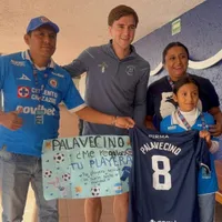 Cruz Azul y Palavecino cumplen el sueño de una niña fan en La Noria