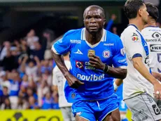 Christian Ebere y los pocos minutos que explican su estadía en Cruz Azul