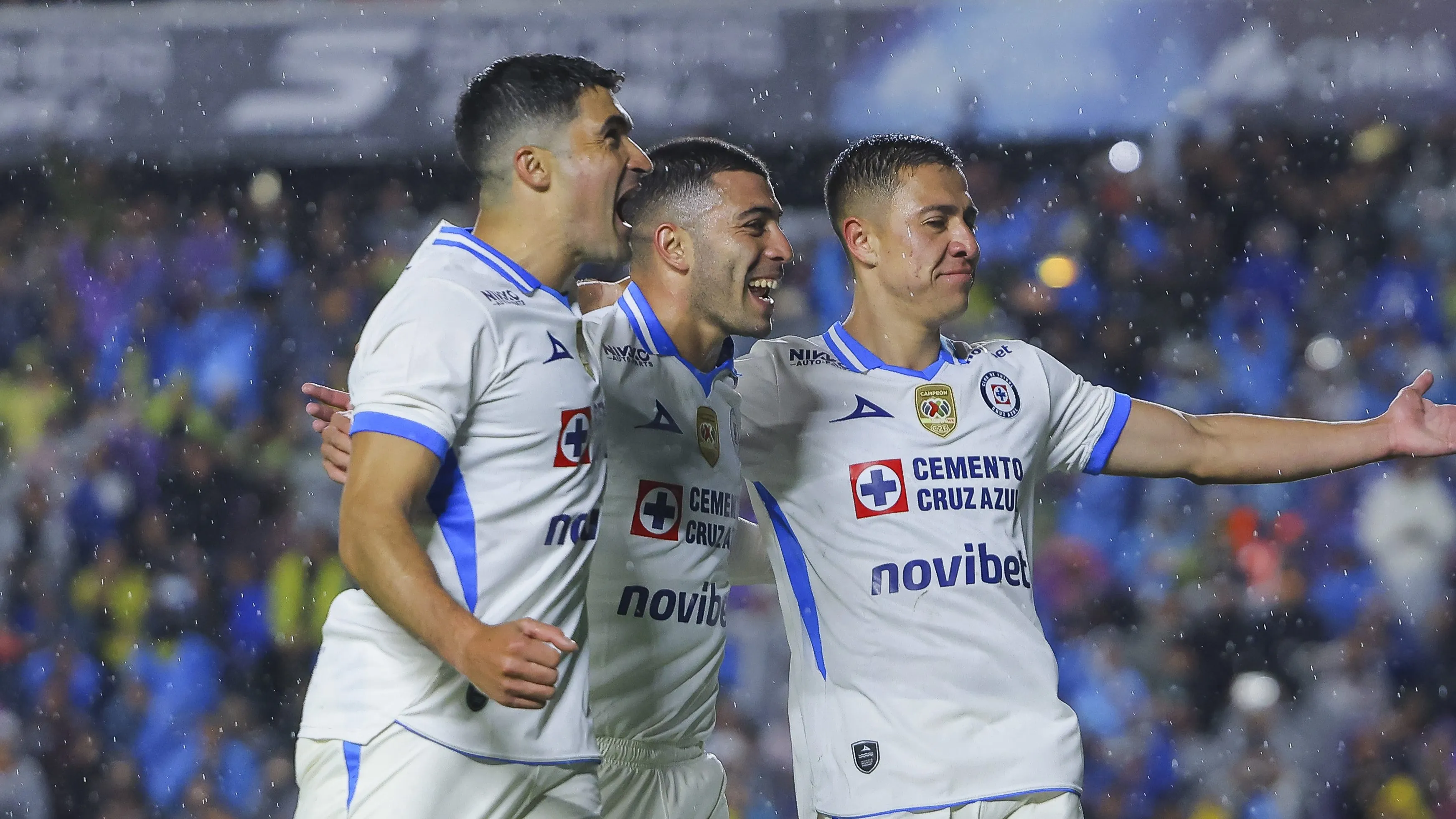 Cruz Azul sube en la tabla de posiciones.
