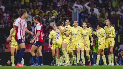 Las jugadoras azulcremas defendieron su estadio con valentía y buen futbol