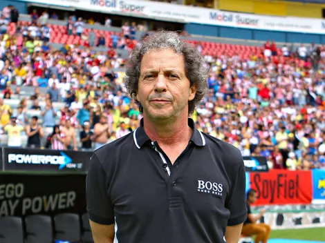 Junto a un niño, Daniel Brailovsky se burló de Chivas y reafirmó su amor por América