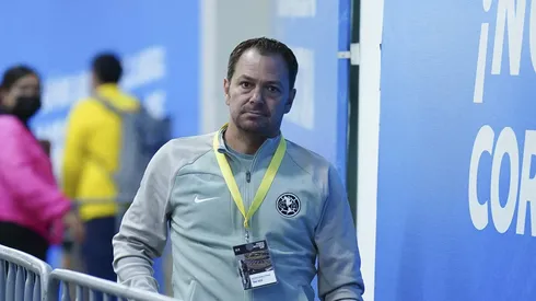 Santiago Baños viajó a Europa para cerrar al nuevo entrenador de América