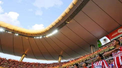 Reportaron incendios en los alrededores del Estadio Akron