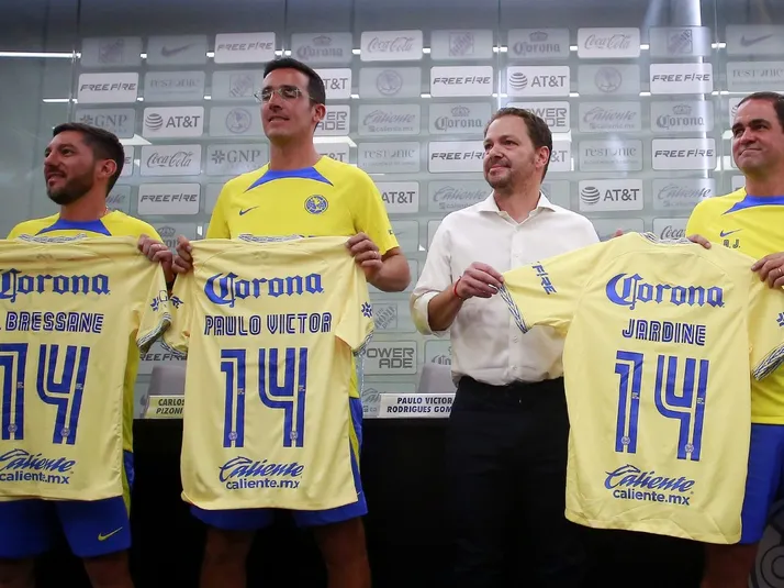 Burak, MOLESTO con la presentación de Jardine en América